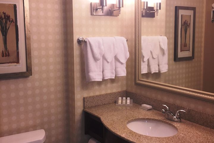 Room 42 of 59