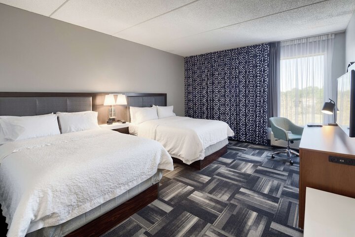 Room 32 of 45