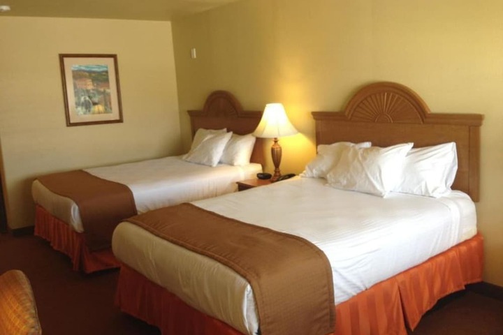 Room 12 of 30
