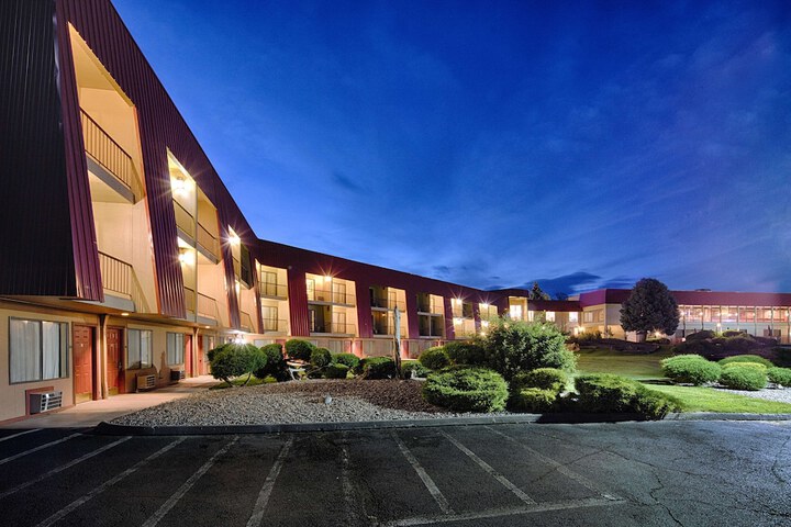 Hotel 11 of 63