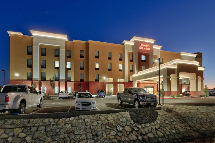 Hotel 3 of 64