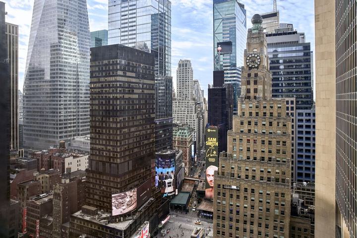 New York Marriott Marquis