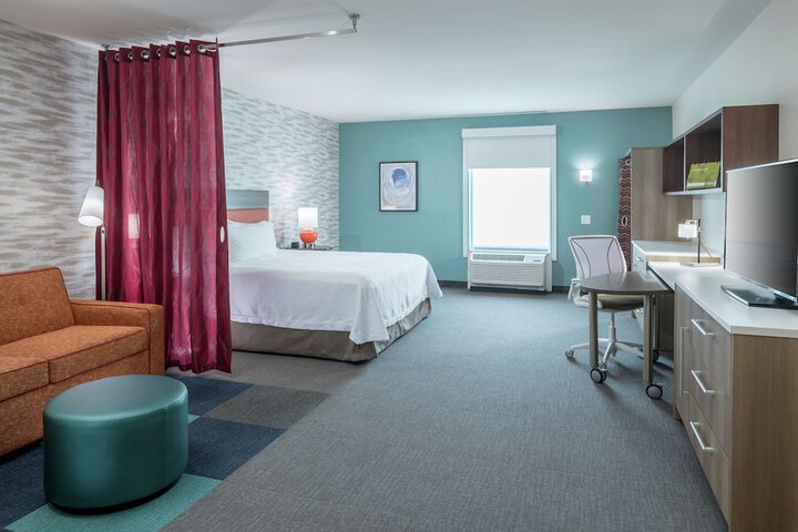 Room 33 of 51