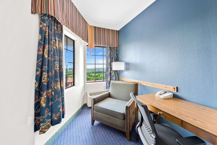 Room 60 of 73