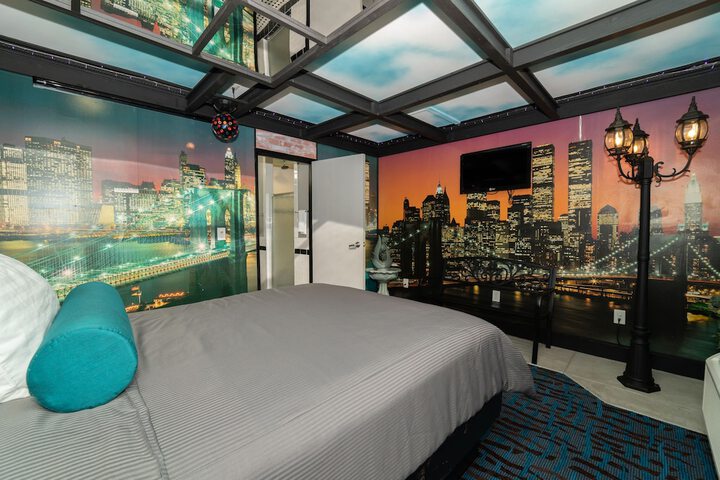 Room 29 of 37