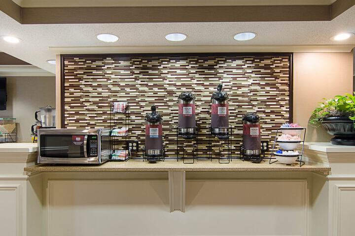 Quality Inn & Suites Little Rock West