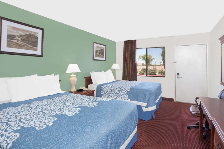 Room 5 of 14