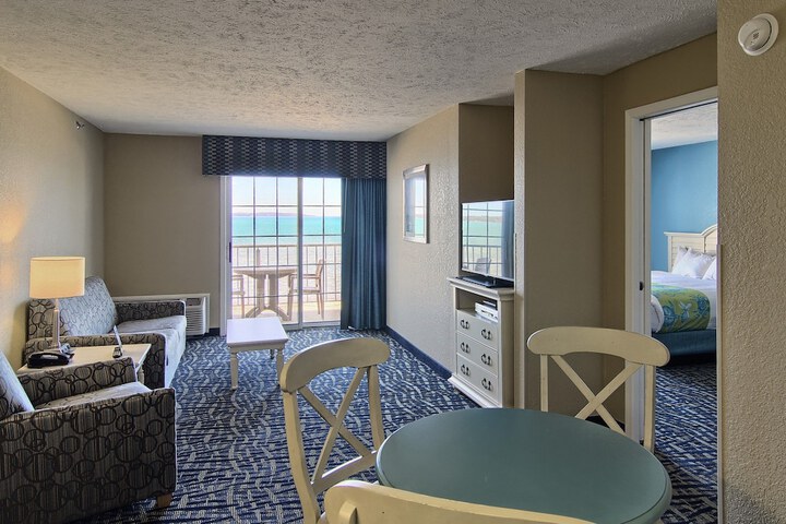 Room 38 of 53