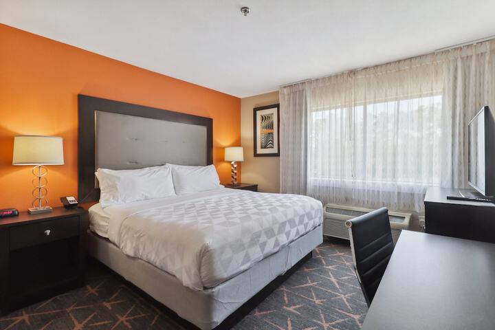 Holiday Inn Hotel & Suites Slidell by IHG