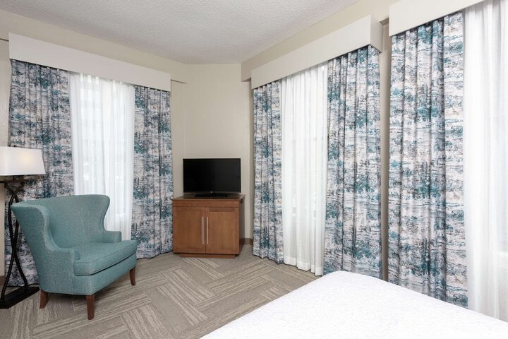 Room 11 of 62