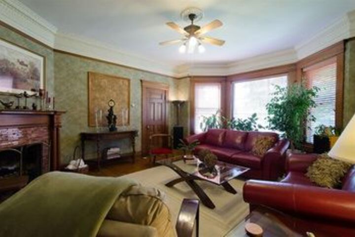 Waller House Inn