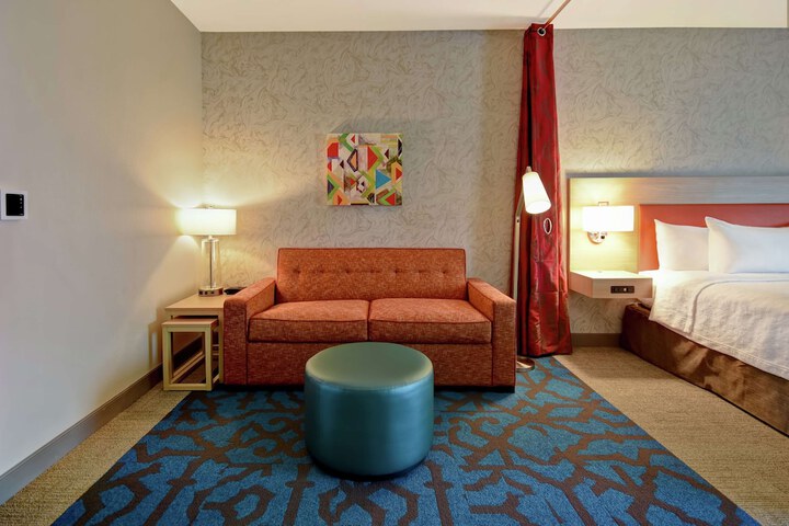 Room 10 of 43