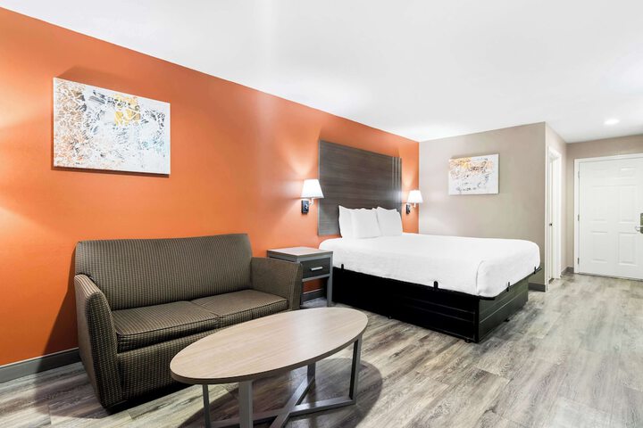 Room 20 of 32