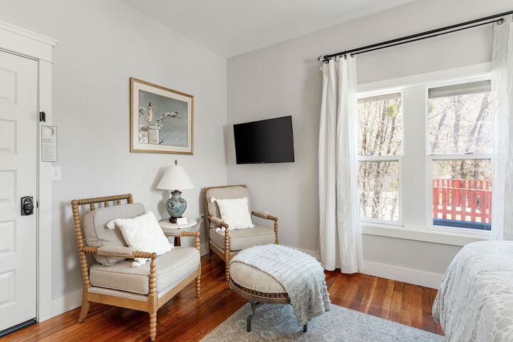 Room 44 of 55