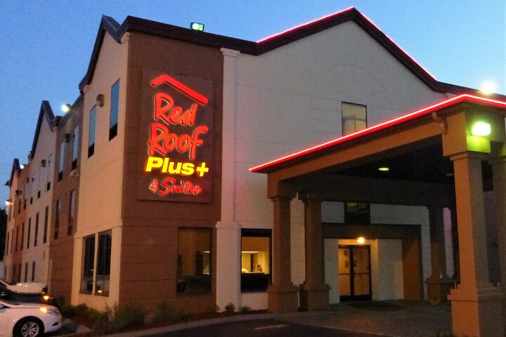 Hotel 5 of 20