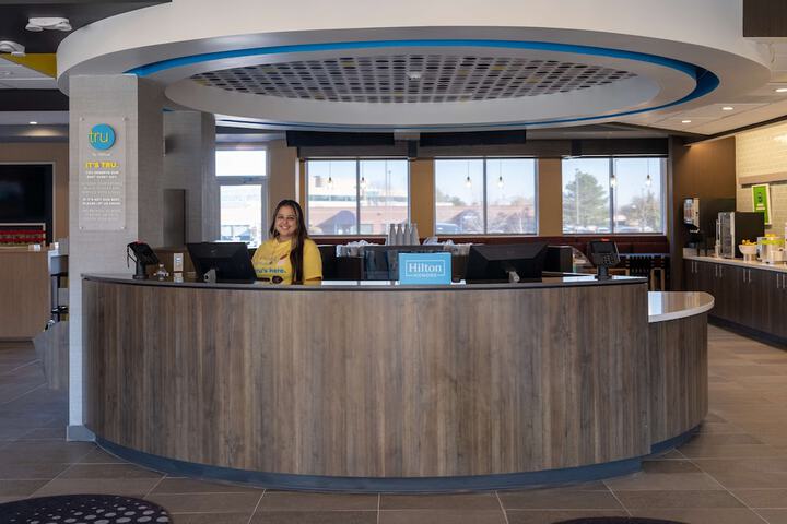 Tru by Hilton Naperville Chicago