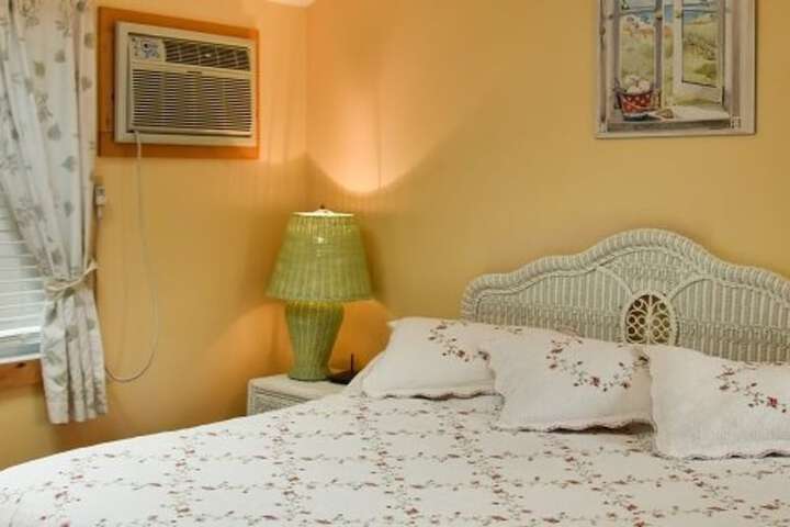 Shorelands Guest Resort and Cottages