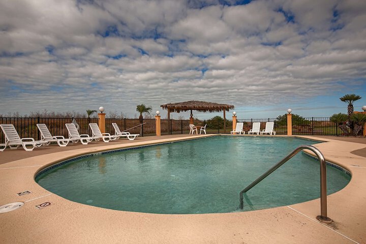 Pool 2 of 16