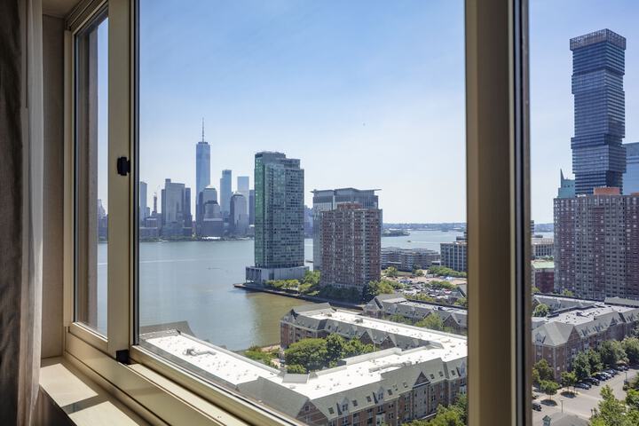 The Westin Jersey City Newport