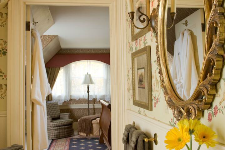 Berry Manor Inn