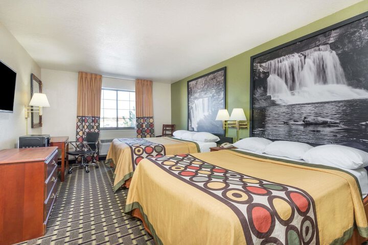 Room 5 of 23