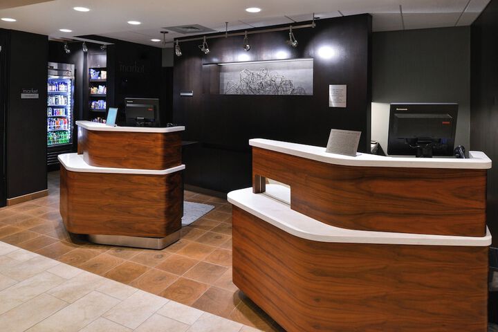 Courtyard by Marriott Charlotte / Matthews