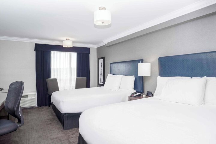 Sandman Signature Prince George Hotel
