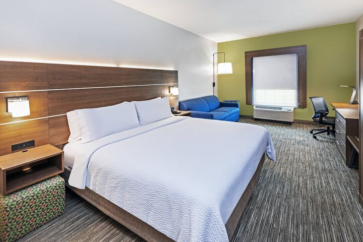 Holiday Inn Express & Suites Sulphur (Lake Charles) by IHG