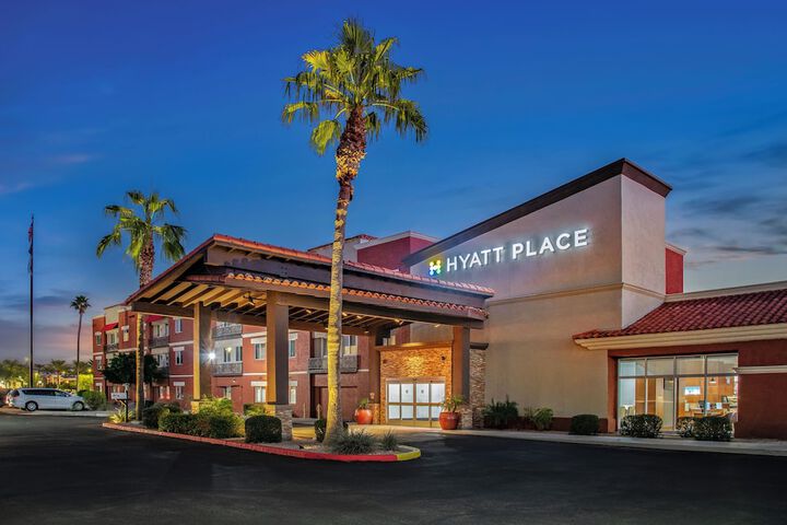 Hyatt Place Phoenix / Chandler-Fashion Center