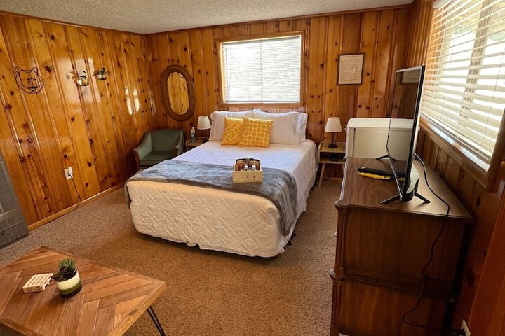 Room 58 of 236