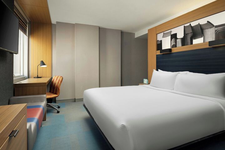 Room 21 of 46