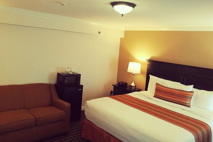 The Wilshire Grand Hotel