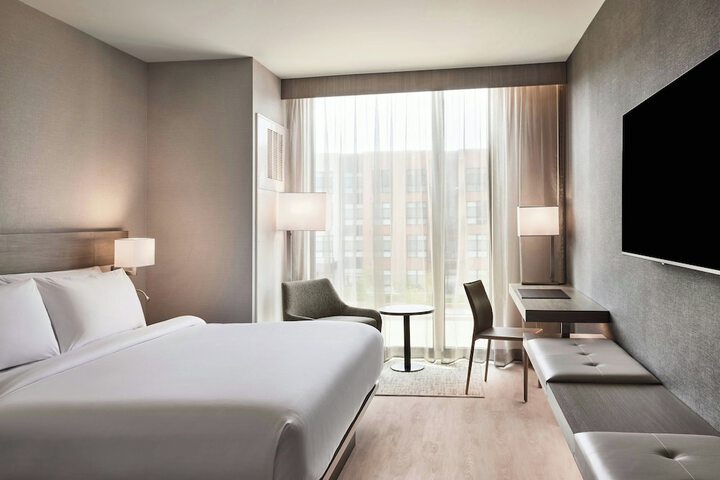 AC Hotel by Marriott St. Louis Chesterfield
