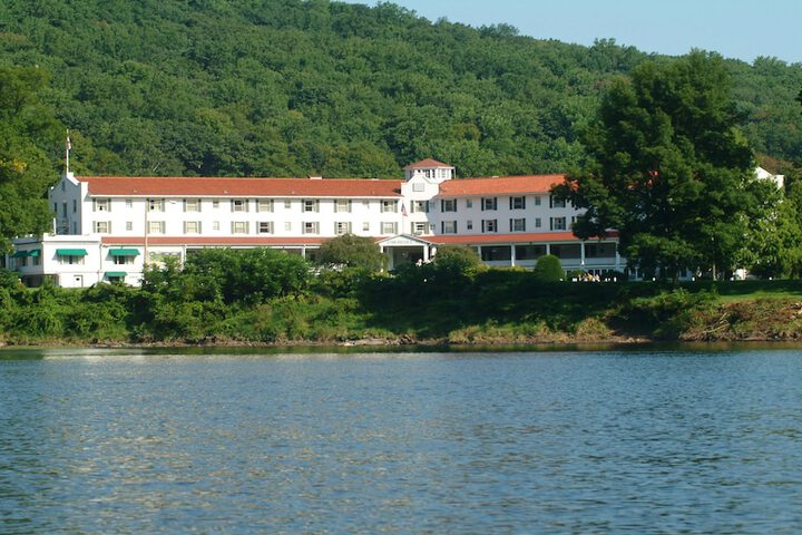 Hotel 3 of 114