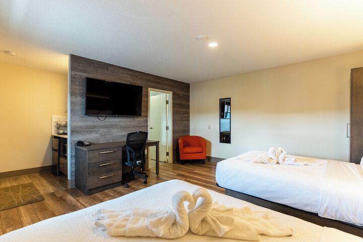 Glengarry Extended Stays
