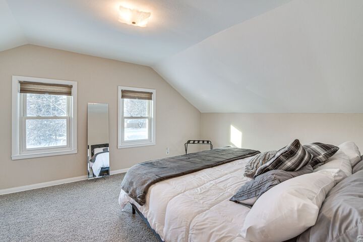 Charming Crookston Home: Walk to Downtown!