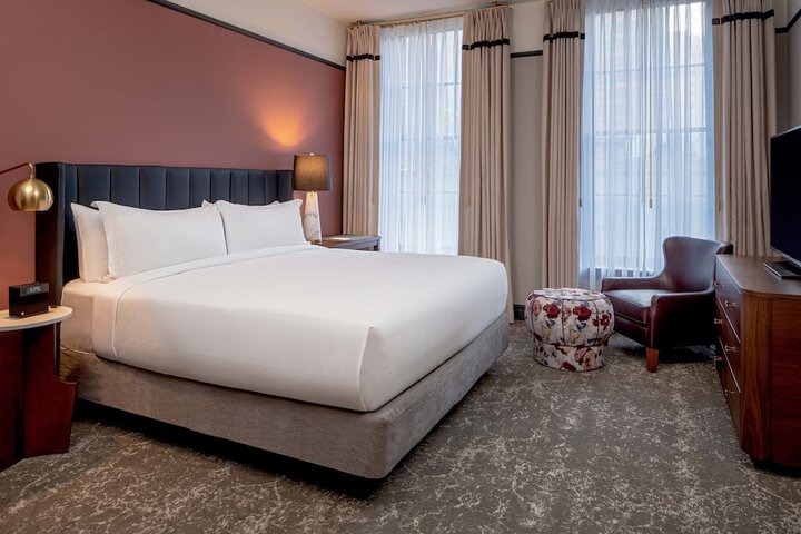 Room 34 of 72
