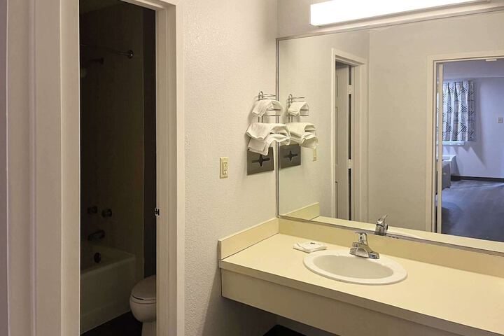Motel 6 Sandersville GA