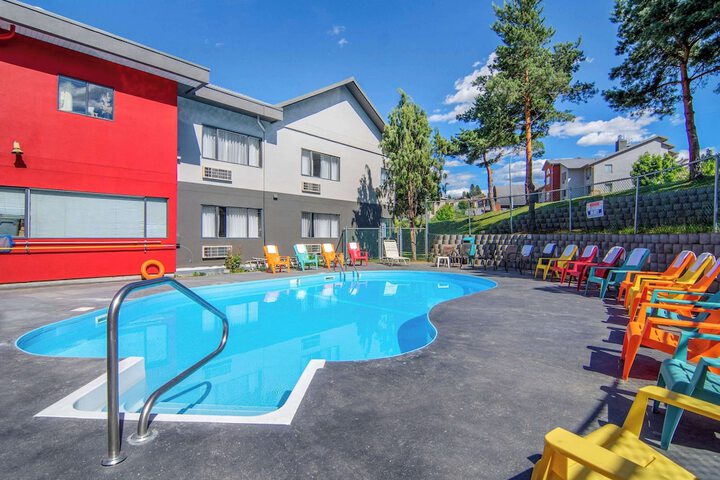 Pool 5 of 53