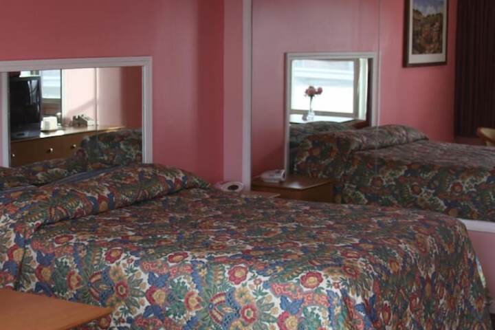 Room 28 of 38