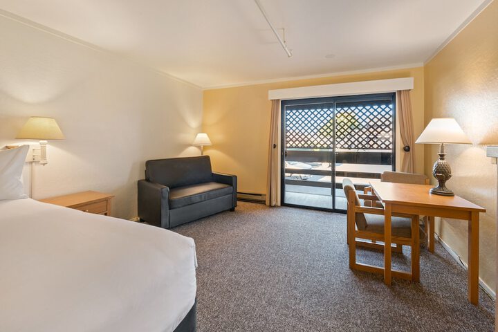 Room 42 of 105