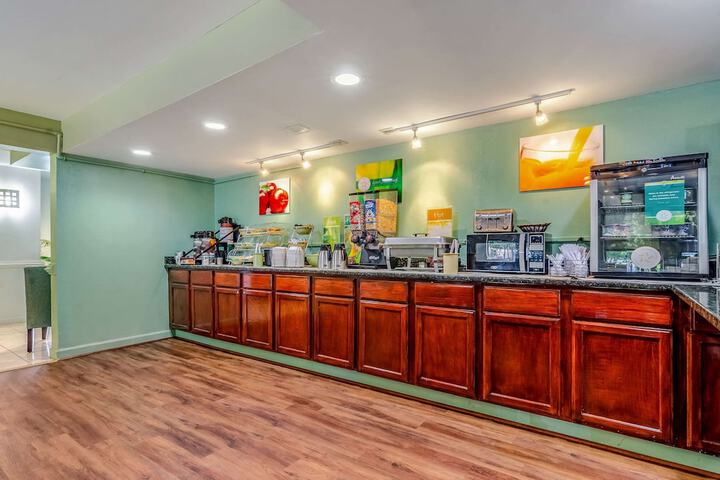 Quality Inn & Suites Creedmoor - Butner