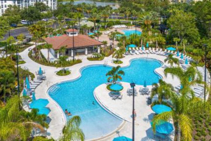 Brand New Super Cool Fountain View Condo by Main Pool Near Parks & OCCCC