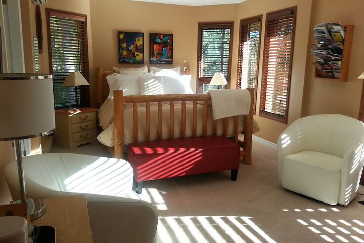 Room 17 of 35
