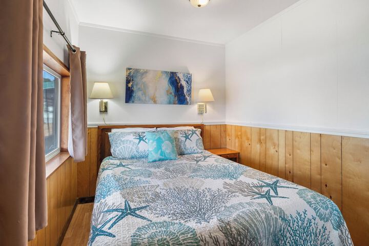 Oceanside Ocean Front Cabins