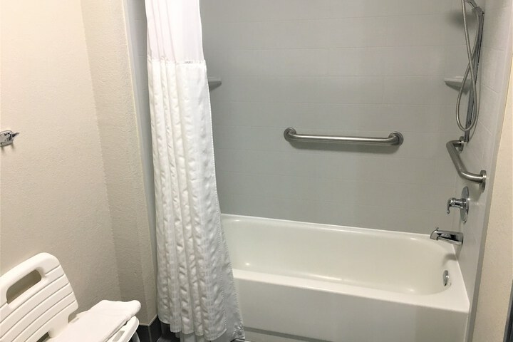 Room 22 of 58