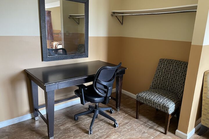 Room 34 of 56