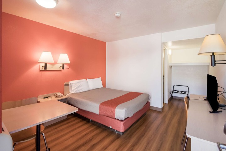 Motel 6 Moses Lake WA