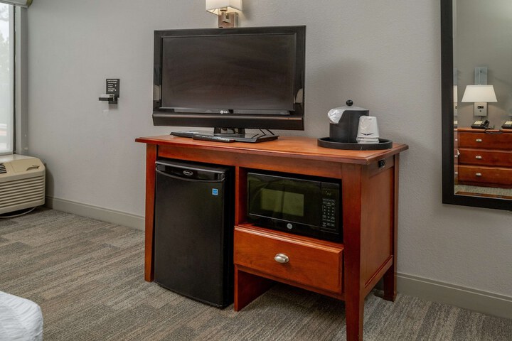 Room 26 of 36