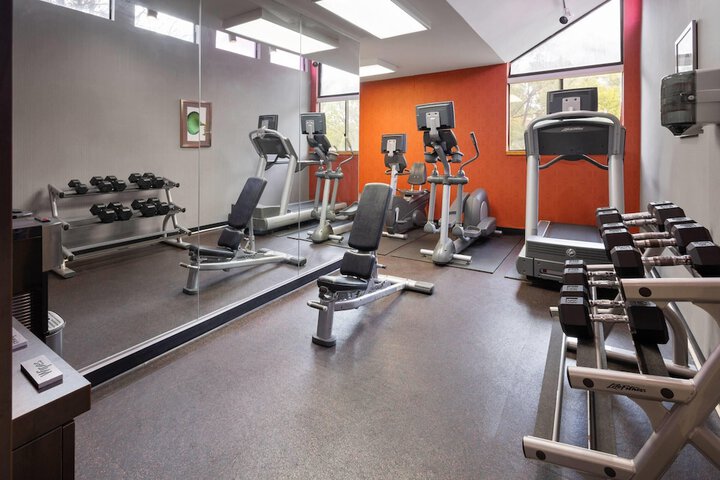 Tysons Corner Suites a Baymont by Wyndham